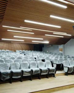kursi auditorium